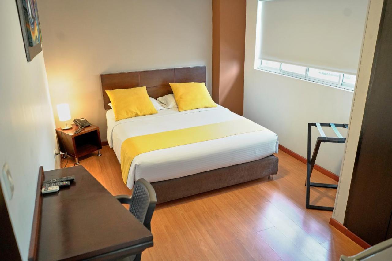 Hotel Volare Armenia  Bagian luar foto