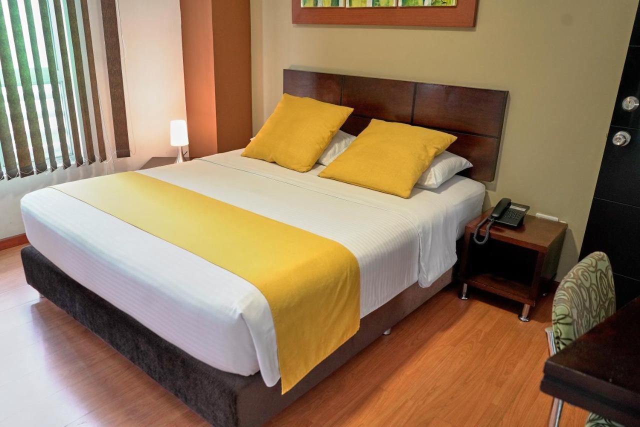 Hotel Volare Armenia  Bagian luar foto