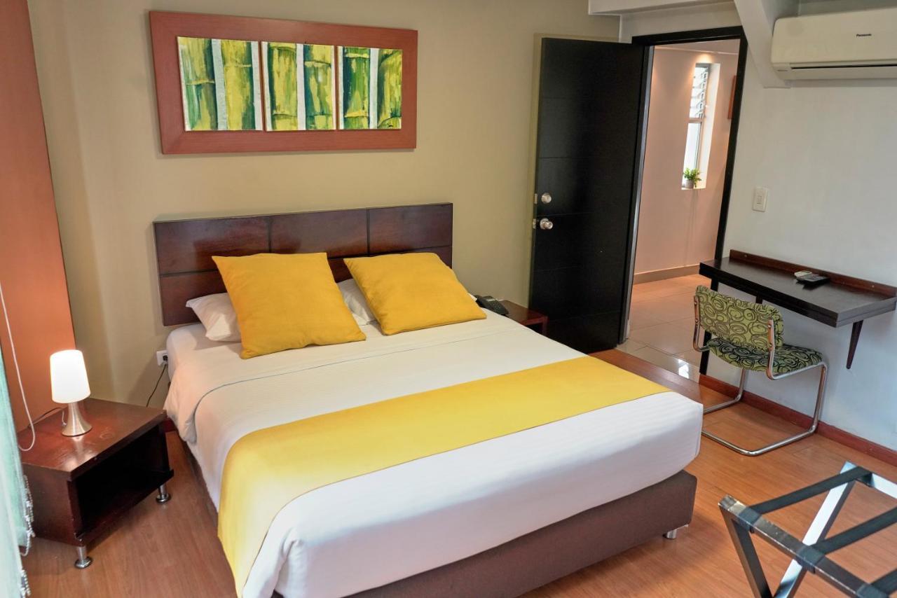 Hotel Volare Armenia  Bagian luar foto